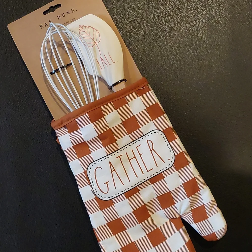 NEW RAE DUNN 3 Piece Baking Set